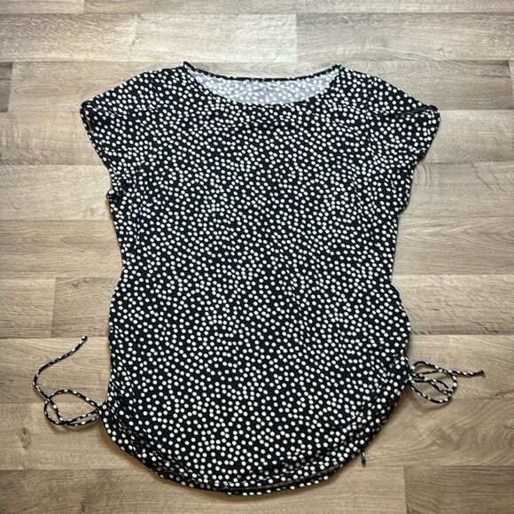 Lands' End Other - Lands End Women’s Swim Shirt. XL/L 1X 16w-18w. Black & White Polka Do.